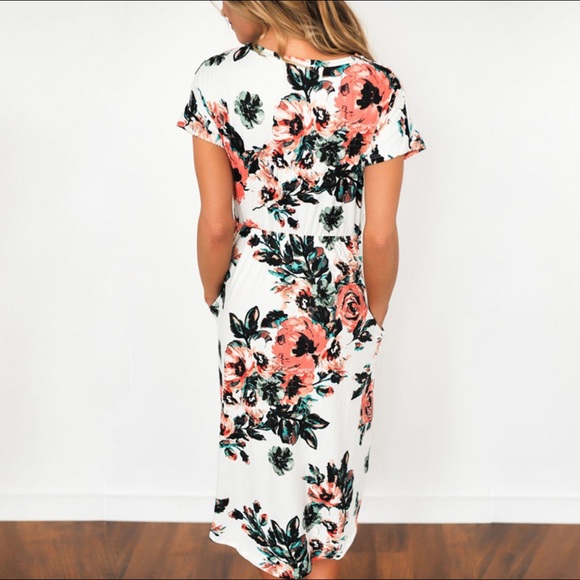 💕 Floral short sleeve dress side pockets - Picture 2 of 5